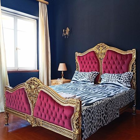 Iris Baroque Apartment Elefsína Extérieur photo