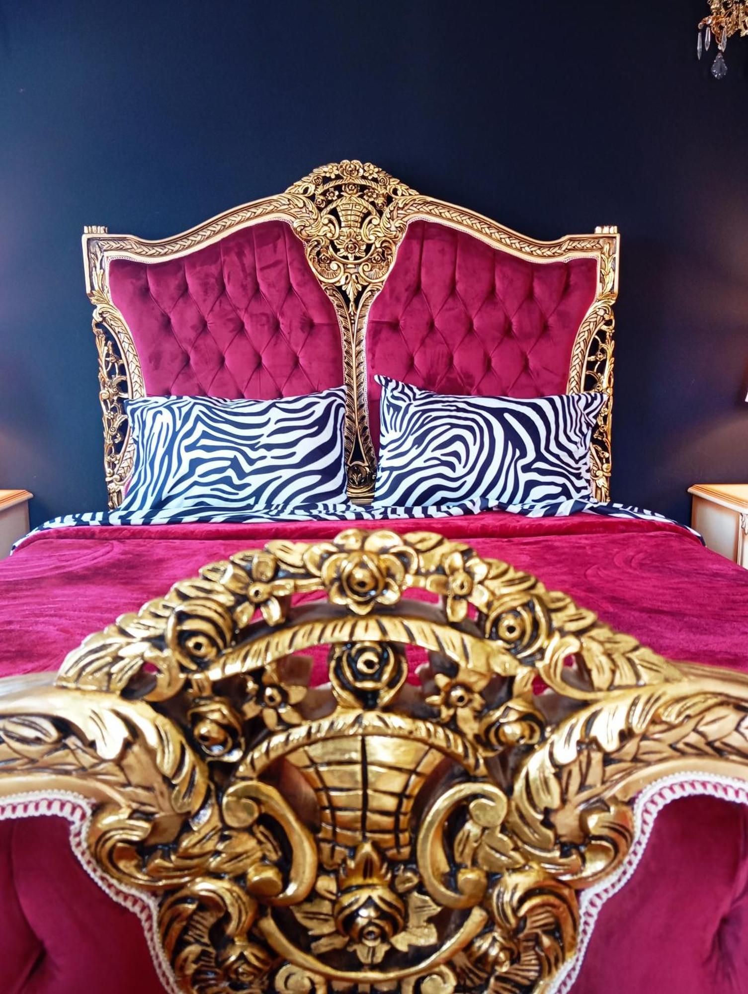 Iris Baroque Apartment Elefsína Extérieur photo