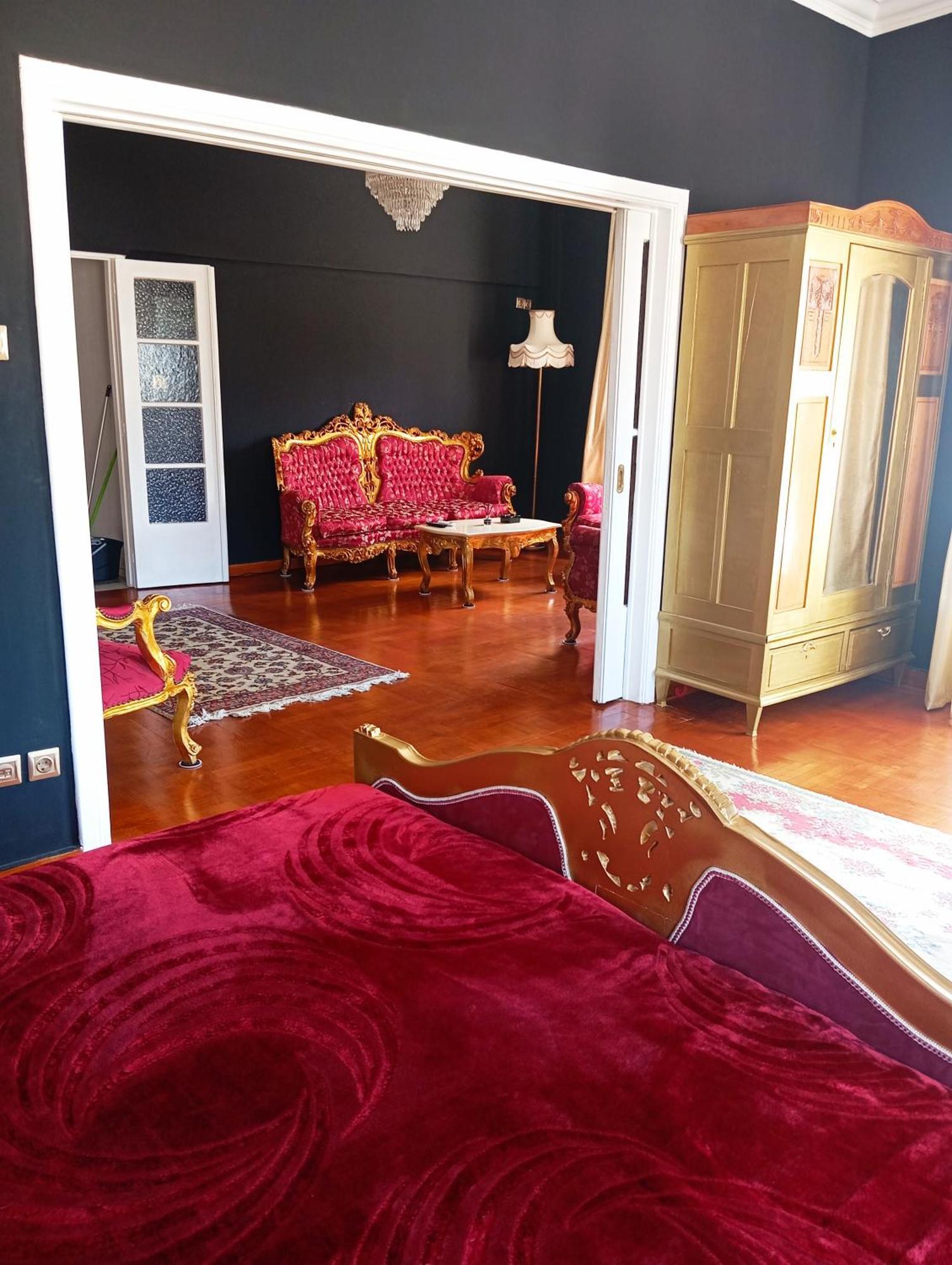 Iris Baroque Apartment Elefsína Extérieur photo